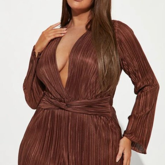 NWT Satin Jumpsuit - Picture 1 of 3